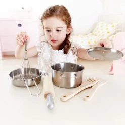Best Pirce 🥰 Hape 7-tlg. Koch-Set für Küchenchefs 🌟 -Toys for Toddlers (12+ m) Shop hape 7 tlg koch set fur kuchenchefs e3137 d3